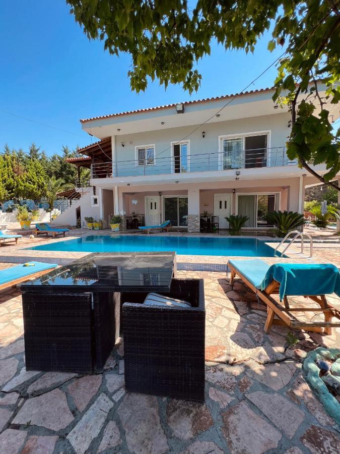 Vieri Apartments Lukovë Eksteriør billede