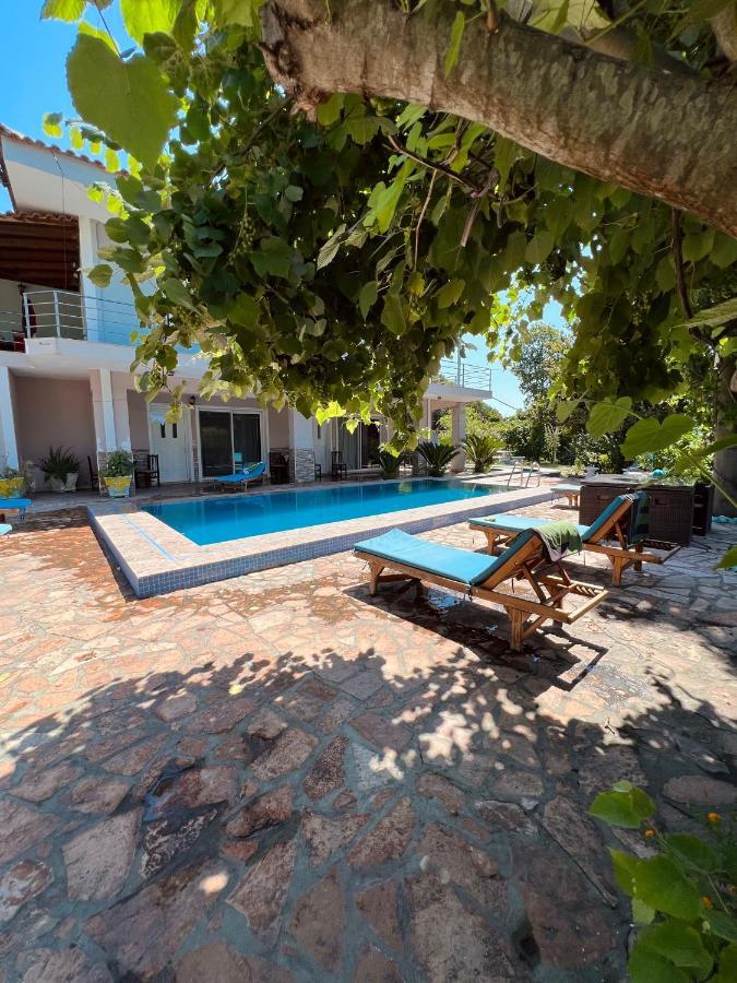 Vieri Apartments Lukovë Eksteriør billede