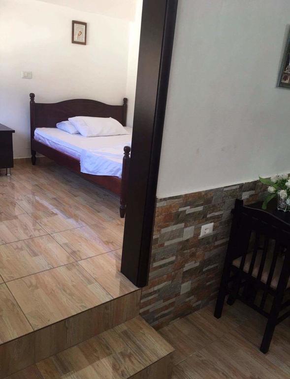 Vieri Apartments Lukovë Værelse billede