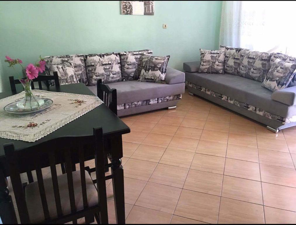Vieri Apartments Lukovë Værelse billede